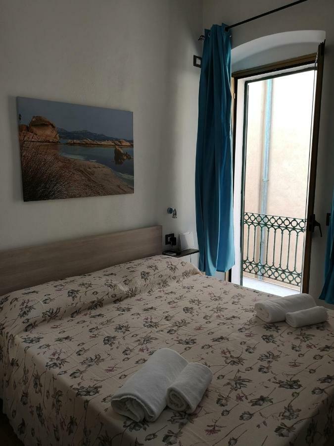 Bed and Breakfast Domo Silvia La Maddalena  Exteriér fotografie